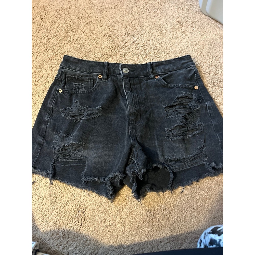 AE Shorts size 6